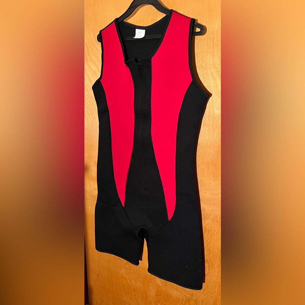 Never-Worn Aquawave Wet Suit